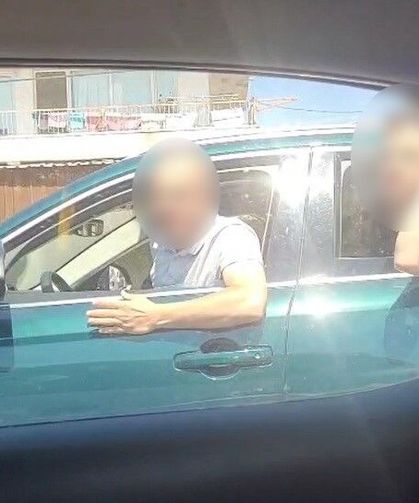 İzmir otoyolunda taşlı saldırı!