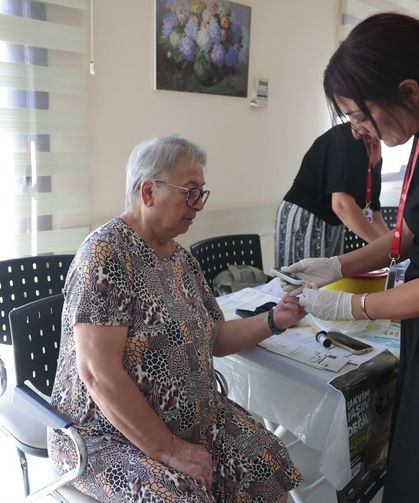 Konak’ta ileri yaştaki vatandaşlara ücretsiz sağlık taraması
