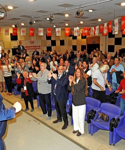 YENİ Parti Çeşme’de yeni yönetimini belirledi
