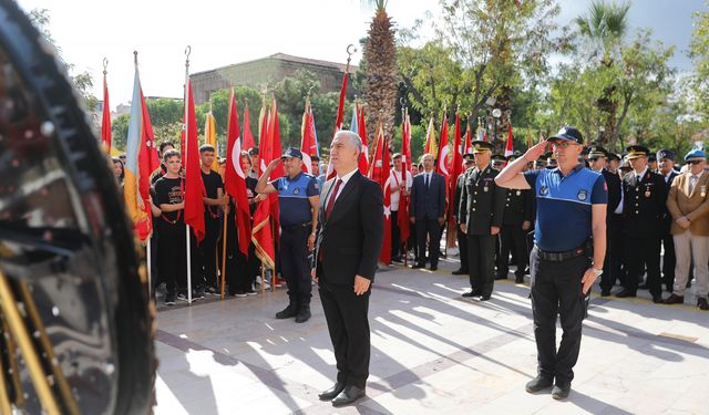 Bergama’nın kurtuluşu coşkuyla kutlandı