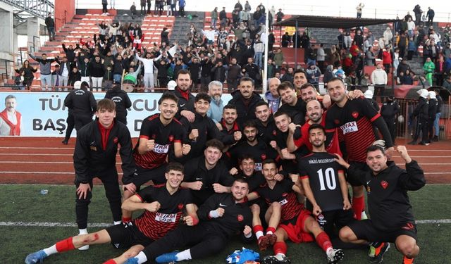 Dikili Belediyespor  şampiyon!