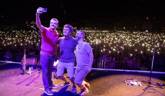 Dikili’de Zafer Bayramı festival coşkusuyla taçlandı