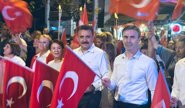 Dikili’nin kurtuluşu coşkuyla kutlandı