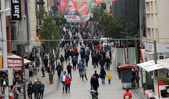 İzmir'de hassas olan kişiler sokağa çıkmadan mutlaka baksın: Karşıyaka, Karabağlar, Gaziemir, Menemen, Torbalı...