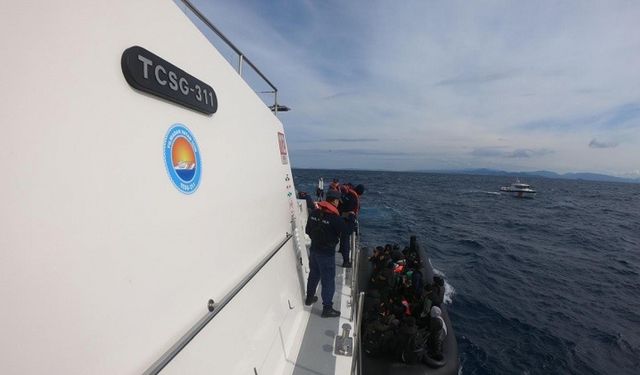Seferihisar açıklarında umut yolculuğu yarım kaldı: 41 düzensiz göçmen yakalandı