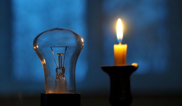 İzmir'de yarın büyük kesinti: 16 ilçede elektrikler kesilecek!