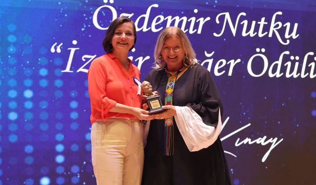 Sahneye adanmış hayatlar ödüllendirildi