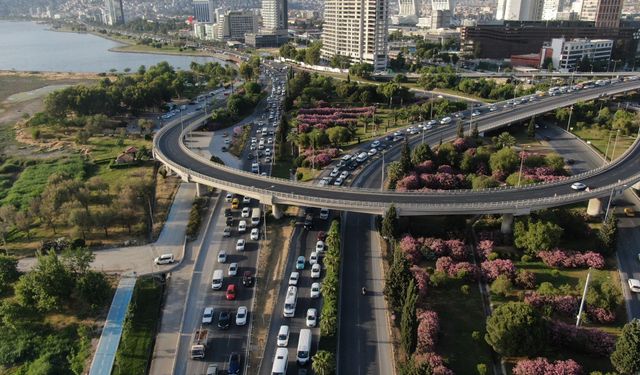Türkiye'de araç sayısı 34 milyonu aştı: Mart ayında motosiklet patlaması!