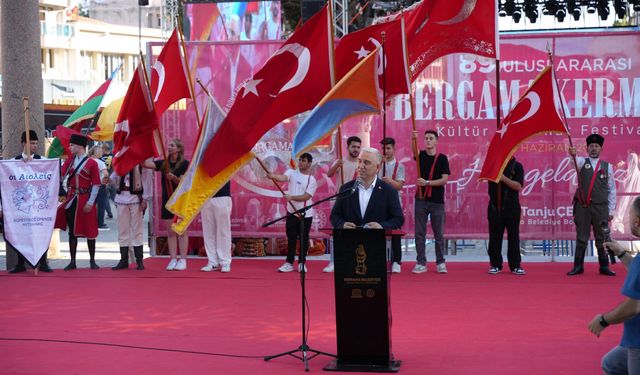 Bergama’da 89 yıllık gelenek coşkuyla sürüyor!