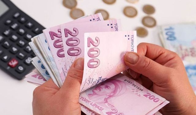 600 bin kamu işçisini ilgilendiriyor! 2025 zam oranı ve son teklif açıklandı