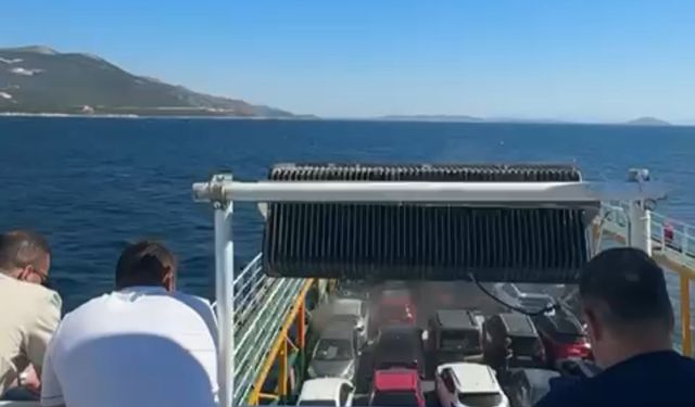 Marmara Adası açıklarında feribotta yangın paniği!