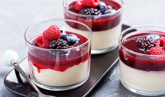 Sadece 4 malzemeyle İtalyan lezzeti: Panna cotta!