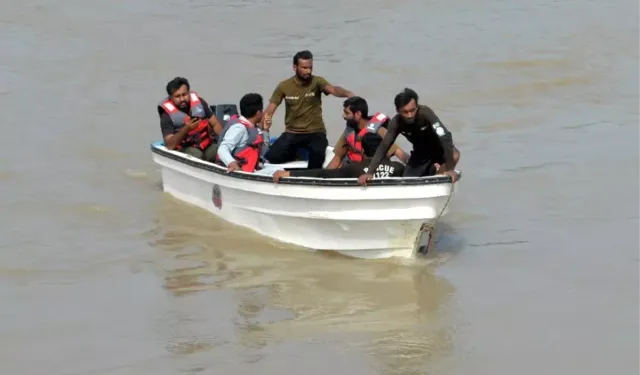 Pakistan'da muson yağmurları can aldı: Ölü sayısı 111'e yükseldi