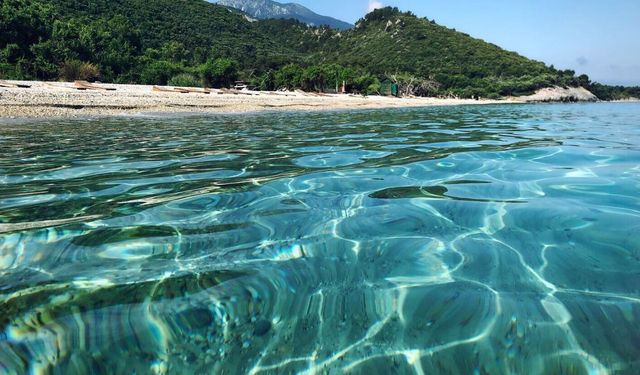 Çeşme'de yaz tarifesi açıklandı: 2026 beach giriş ücretleri