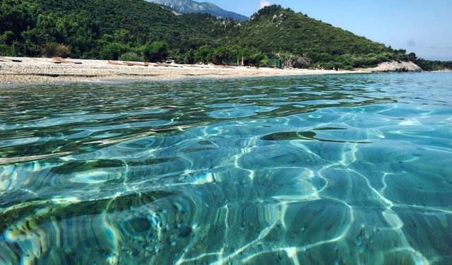 Ege’nin altın halısı: 14 kilometrelik incecik kumlarda ücretsiz tatil fırsatı!