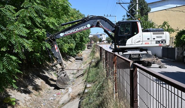 Manisa'da sulama kanalları yeniden canlandı