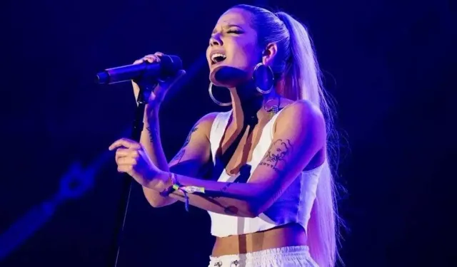 Halsey Türkiye için sahnede: “Kalbimin bir parçasısın”