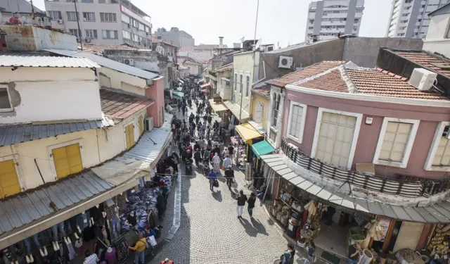 Kemeraltı’nda tadına doyulmaz bir gün: İzmir’in kalbinde lezzet turu