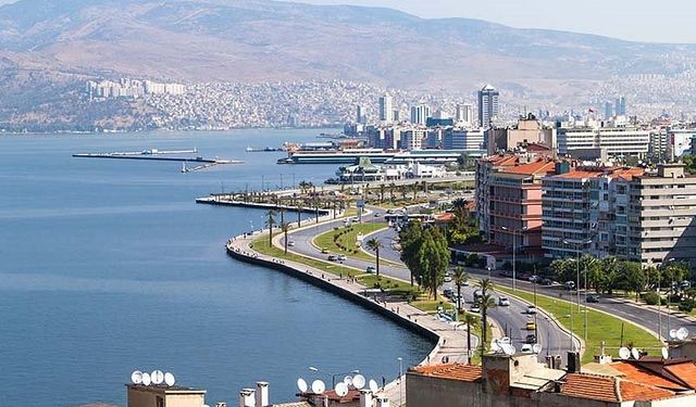 Buraya uğramayan İzmir’e geldim demesin! İzmir’in en romantik seyir terası