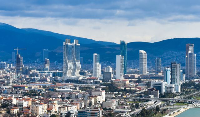 Ege Bölgesi’nde konut fiyatları rekor kırıyor: İzmir ikinci sıraya geriledi!