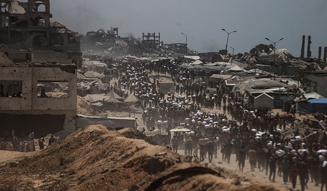 İsrail’den Gazze’ye bir darbe daha: Yardım kuyruğuna saldırı