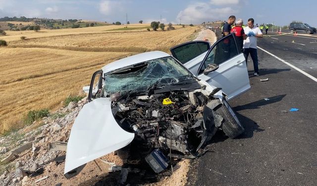 Korkunç trafik kazası: Ölü ve yaralılar var