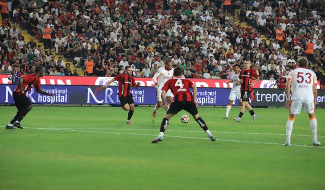 Galatasaray’dan Süper Lig’e güçlü merhaba