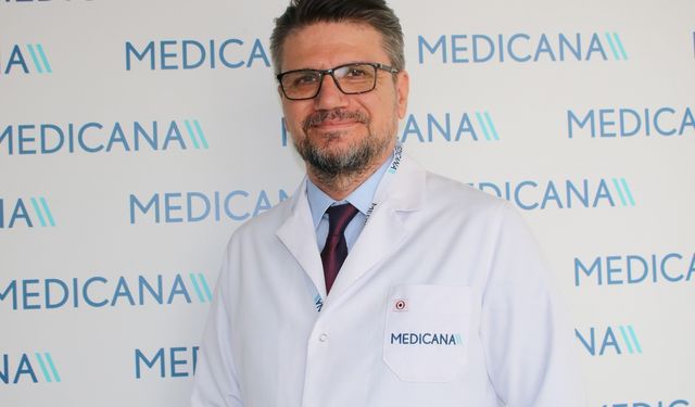 Güneş kremleri gerçekten koruyor mu? Uzmanlar şaşırtan gerçeği açıkladı!