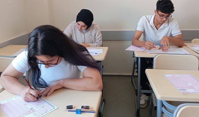 Bayraklı'da eğitime ‘Basamak’ desteği: Ön başvurular başladı!