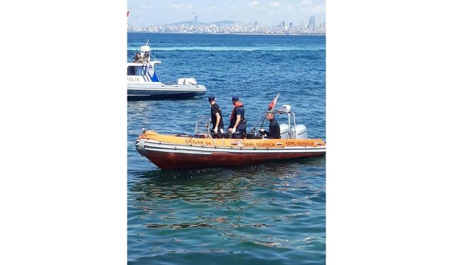 Büyükada sahilinde şok! Kimliği belirsiz erkek cesedi bulundu