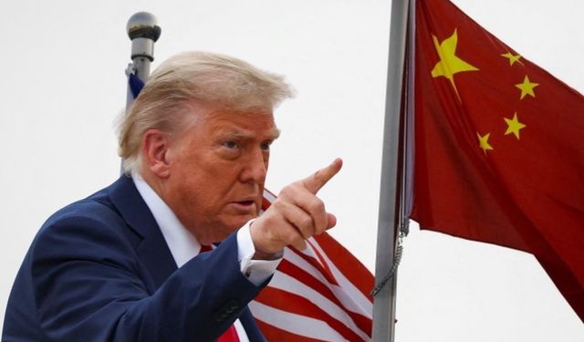 Trump’tan Çin’e sürpriz karar: Tarifeler 90 gün ertelendi!