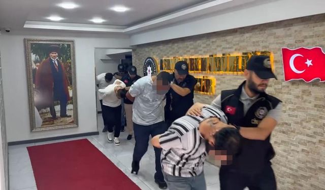 İzmir’de şok cinayet! Mahalleliyi sarsan olayın şüphelileri adliyede