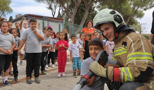 İtfaiye miniklere kapılarını açtı: Bu deneyimi kaçıran üzülecek!