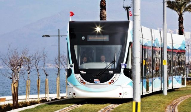 Yolculara önemli uyarı: Konak Tramvayı’nda gece sefer planı değişiyor