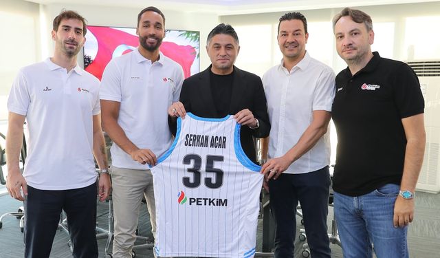 Aliağa Petkimspor’dan Başkan Acar’a özel armağan