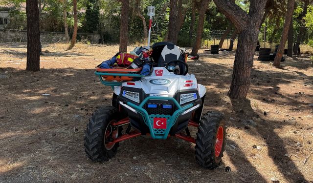 Ambulansın giremediği yollara sedyeli ATV çözümü