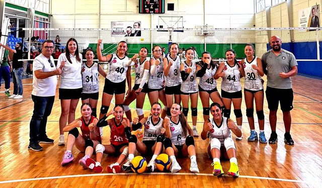 Çeşme Belediyespor voleybolda rakip tanımıyor!