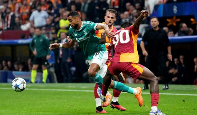 Mücadelede ilk yarı: Galatasaray Liverpool karşısında önde!