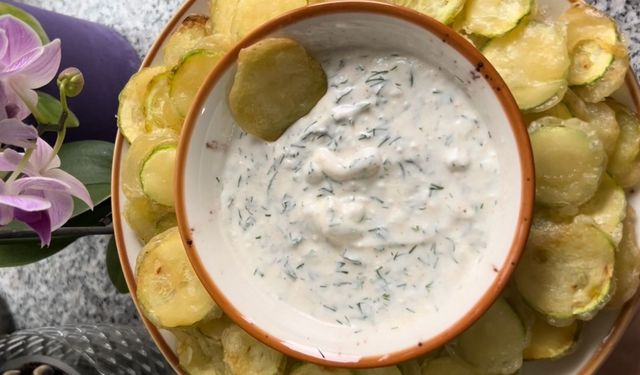 Atıştırmalıkta devrim: Çıtır kabak cipsi tarifine herkes bayılacak!