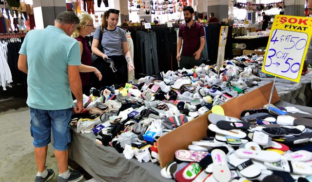 Bornova Belediyesi’nden büyük hamle: Halk bu pazara akın ediyor!