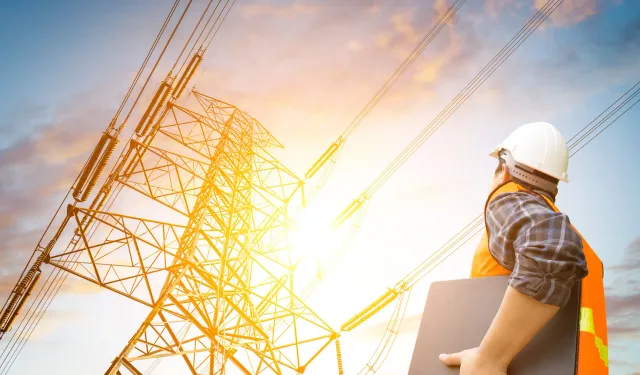 8 Ağustos’ta şalterler iniyor! İzmir’in 13 ilçesinde saatlerce elektrik kesilecek!