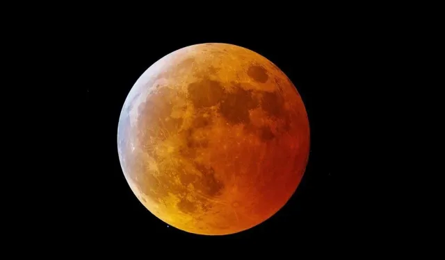 Gökyüzünde kızıl bir gece: Kanlı Ay tutulması yaklaşıyor!
