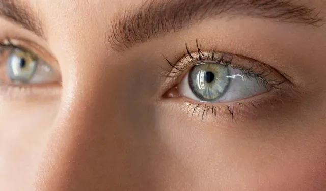 Mavi gözler aslında mavi değil: İşte gerçek nedeni?