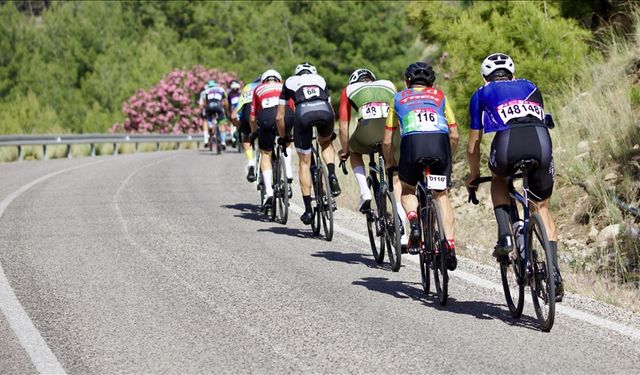 Sığacık’ta bisiklet şöleni: Gran Fondo İzmir için geri sayım başladı!