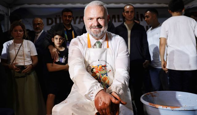 Menemen Çömlek Festivali görkemli açılışla başladı