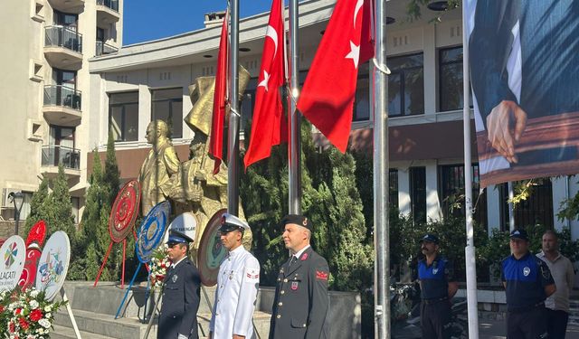 Gaziler Günü Çeşme’de törenle kutlandı