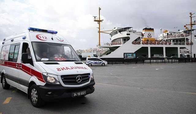 Son dakika! Feribot kazası: Ekipler sevk edildi