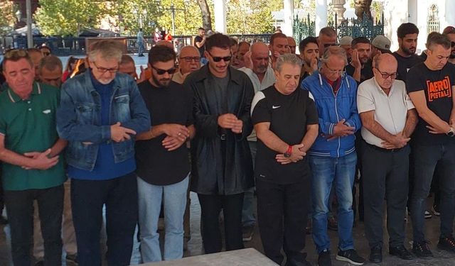 Uraz Kaygılaroğlu’nun acı kaybı: Son yolculuğuna uğurladı