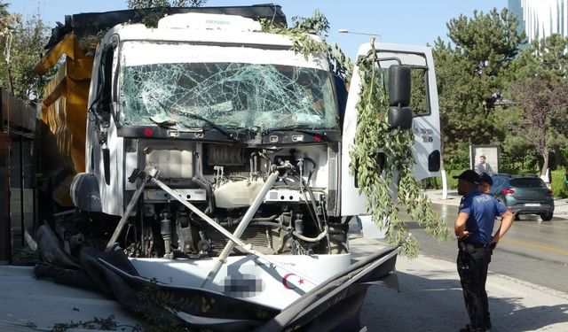 Sokakta can pazarı: Hafriyat kamyonu savaş alanına çevirdi!
