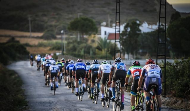 Bisiklet tutkunları İzmir’de buluşuyor: Gran Fondo Çeşme start alıyor